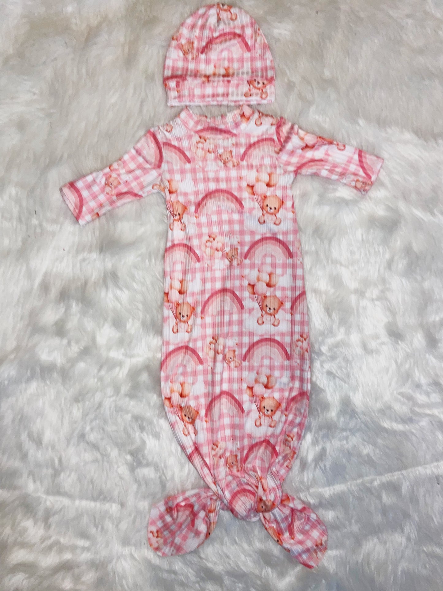 0/3 Oak Gown